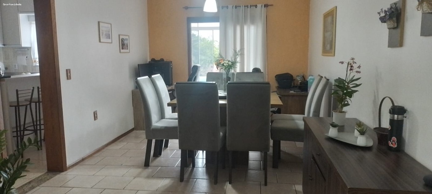 Casa, 3 quartos, 184 m² - Foto 3