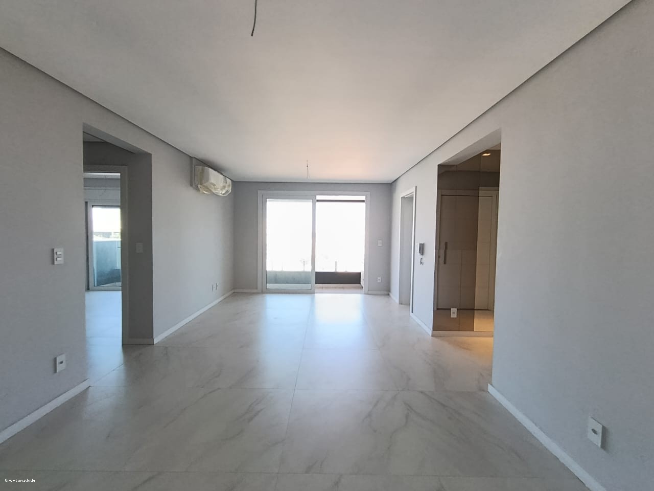 Apartamento, 3 quartos, 136 m² - Foto 2