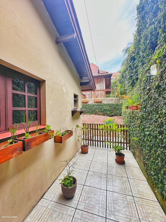 Casa, 3 quartos, 220 m² - Foto 9