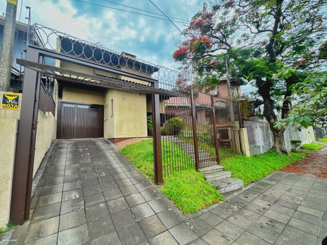 Casa, 3 quartos, 220 m² - Foto 3