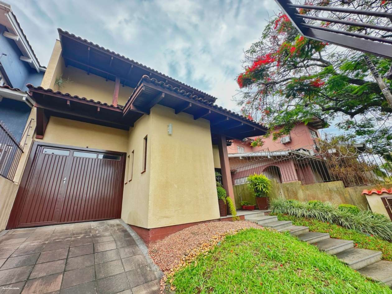 Casa, 3 quartos, 220 m² - Foto 1