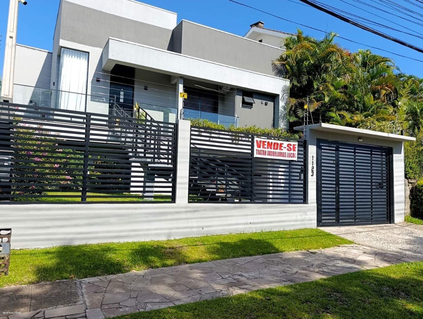 Casa, 3 quartos, 240 m² - Foto 1